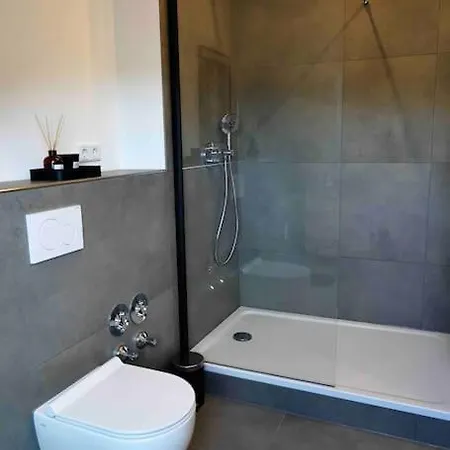 Luxurioeses Haus Im Trendviertel