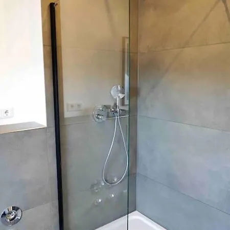 Lägenhet Luxurioeses Haus Im Trendviertel Wuppertal